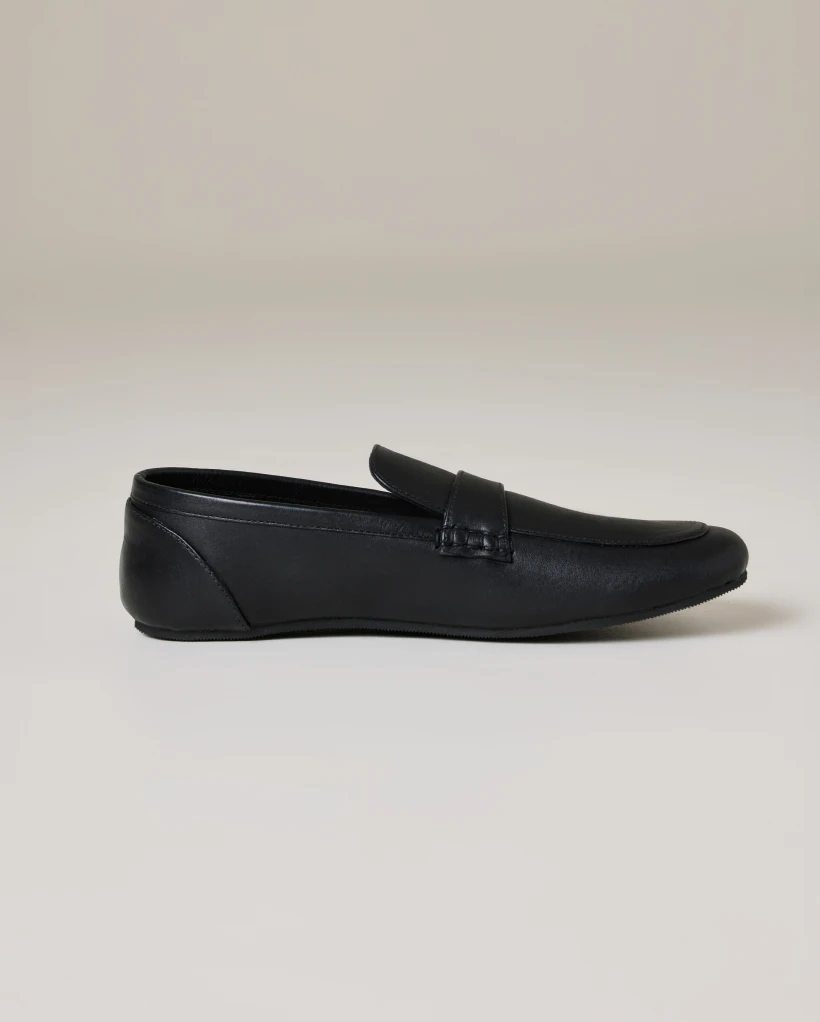 womens-loafer-black-2