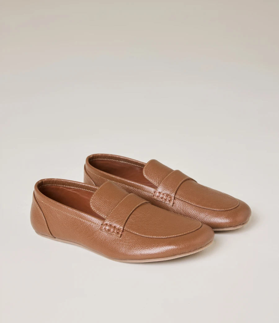 womens-loafer-tan-thumbnail